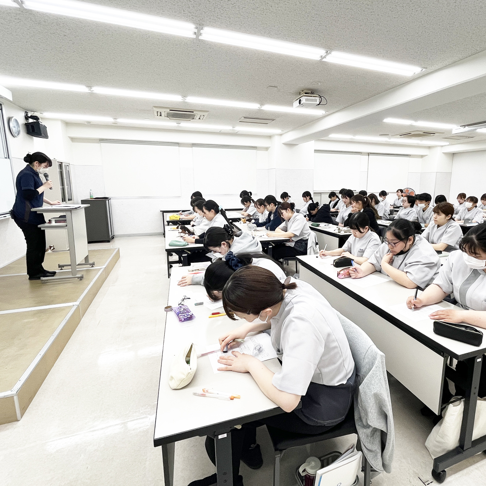 １年生と２年生それぞれの講義